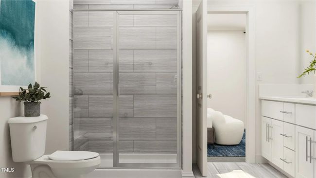 3F-OwnersSuite-Bath-02 | Image 11