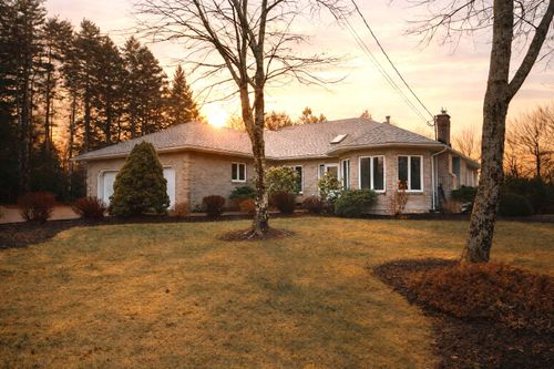 211 Kingswoods Drive, Hammonds Plains, NS, B4B1L2 | Card Image