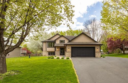 17373 Idlewood Way, Lakeville, MN, 55044-5646 | Card Image