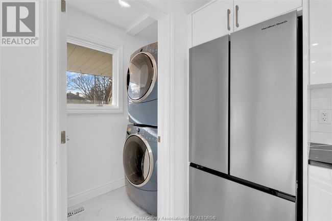 1510 Langlois Ave, House other with 4 bedrooms, 2 bathrooms and null parking in Windsor ON | Image 14