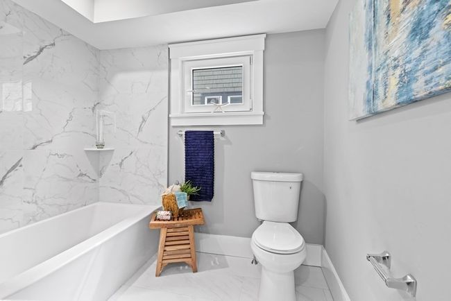 1 - 27 Central Rd, Condo with 4 bedrooms, 3 bathrooms and null parking in Somerville MA | Image 30
