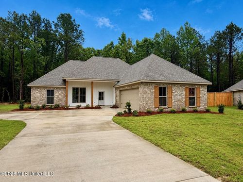 325 Stronghold Drive, Brandon, MS, 39042 | Card Image