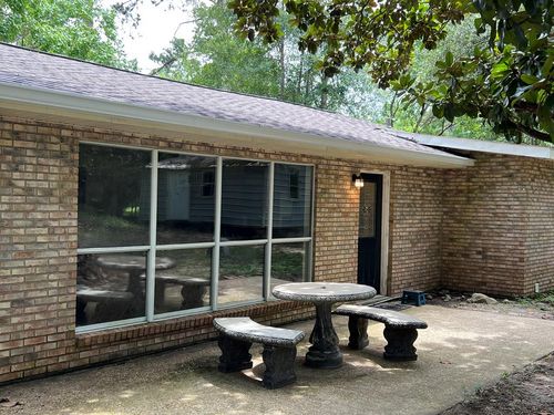 260 Lakeside Dr, Carriere, MS, 39426-7201 | Card Image