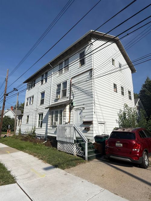 904 Seymour Ave, Lansing, MI, 48906-5131 | Card Image