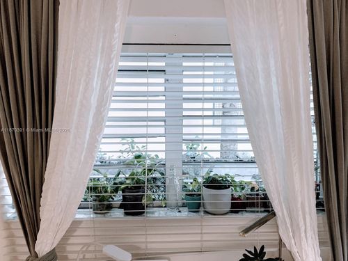 apt-11-130 Mendoza Ave, Coral Gables, FL, 33134-4026 | Card Image