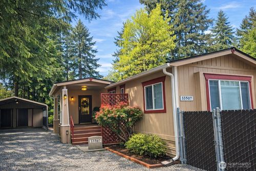 33507 43rd Ave Sw, Federal Way, WA, 98023-3204 | Card Image