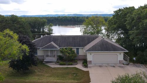 20343 Effigy Mounds Ln, MUSCODA, WI, 53573-5444 | Card Image