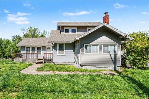 4144 Ne Winn Rd, Kansas City, MO, 64117-1703 | Card Image