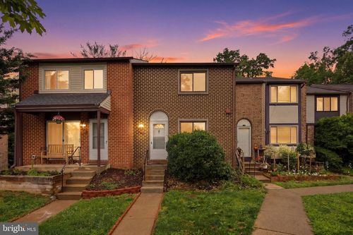 502 Giles Pl, STERLING, VA, 20164-1521 | Card Image