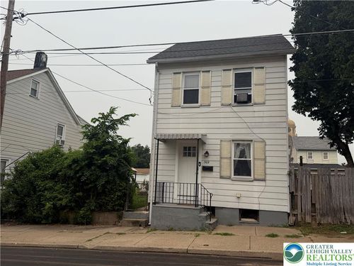 309 W Nesquehoning St, EASTON, PA, 18042-6562 | Card Image