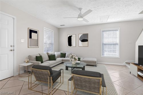 518 Leawood Cir, NAPLES, FL, 34104-4156 | Card Image