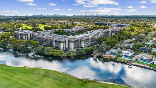 apt-b513-2802 N 46th Ave, Hollywood, FL, 33021-2972 | Card Image