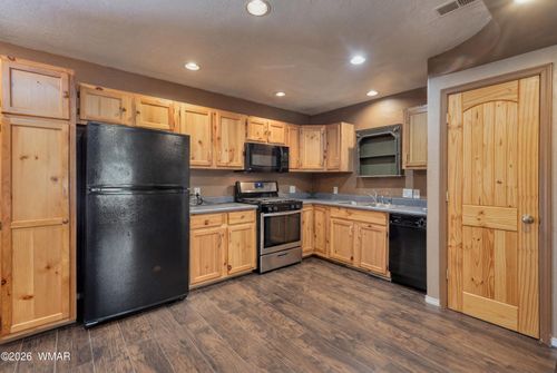 2722 Bain Trl, Overgaard, AZ, 85933-3255 | Card Image