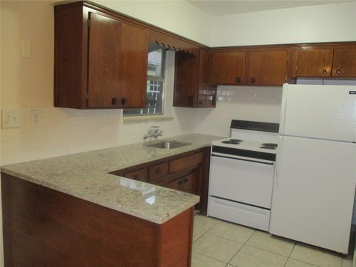 apt-7-2640 Pierce St, Hollywood, FL, 33020-3875 | Card Image