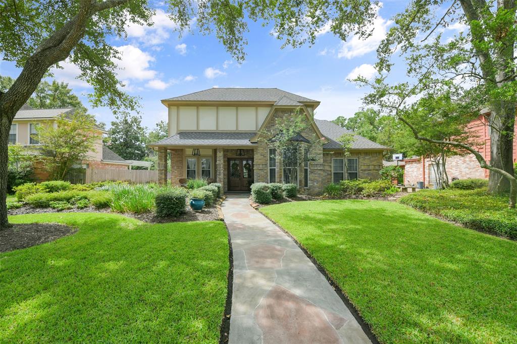 Mulberry Grove Dr, Kingwood, TX 77345