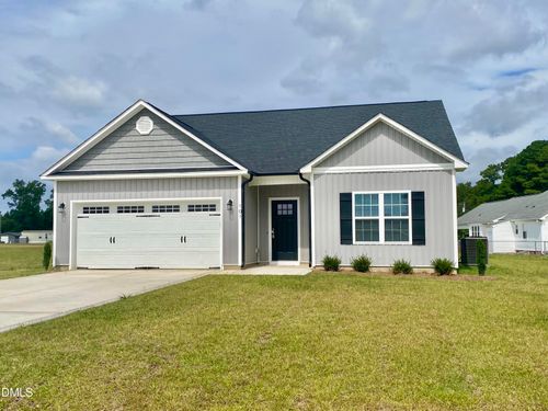 101 Talton Estates Dr, Pikeville, NC, 27863-7001 | Card Image