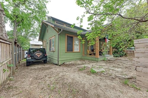 2834 Salado St, Austin, TX, 78705-3681 | Card Image