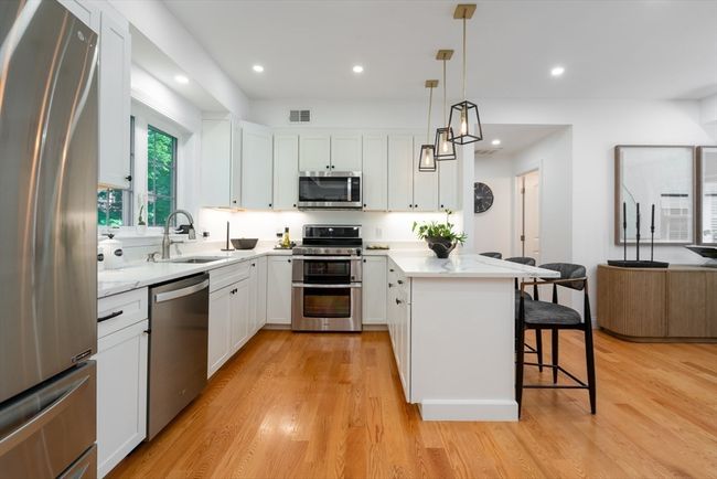 16 Border Rd, House other with 3 bedrooms, 3 bathrooms and 6 parking in Reading MA | Image 13