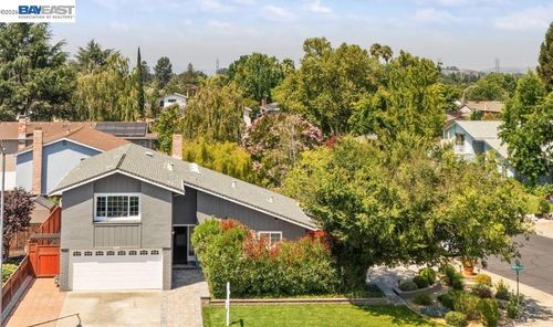 5435 Betty Cir, Livermore, CA, 94550-2314 | Card Image
