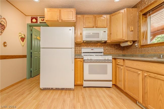 85 - 840 E Cedar Dr, House other with 2 bedrooms, 2 bathrooms and null parking in Mammoth Creek UT | Image 18