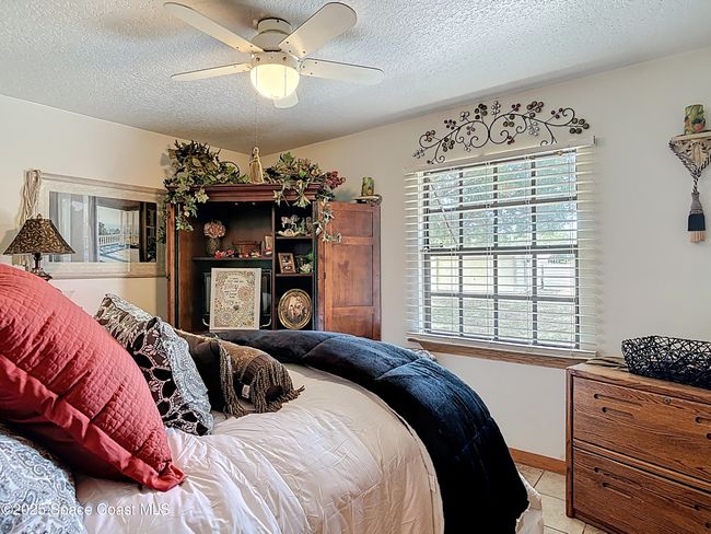 3320 Grantline Rd, House other with 3 bedrooms, 2 bathrooms and null parking in Mims FL | Image 33