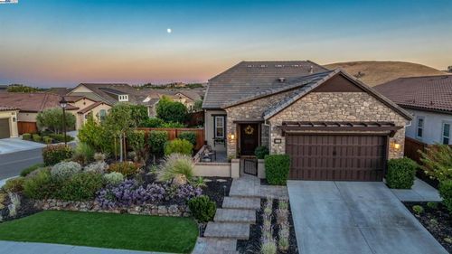 2100 Solera St, Brentwood, CA, 94513-6482 | Card Image