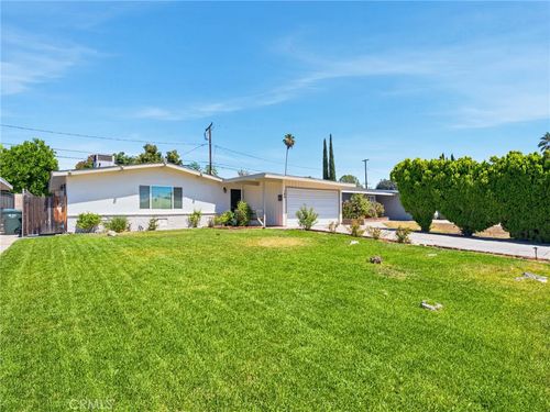 146 N Edenfield Ave, Azusa, CA, 91702-3912 | Card Image