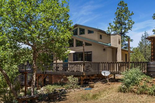 107 Skyland Blvd, Tijeras, NM, 87059-8118 | Card Image