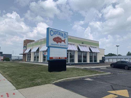 7320 W Good Hope Road, MILWAUKEE, WI, 53223 | Card Image