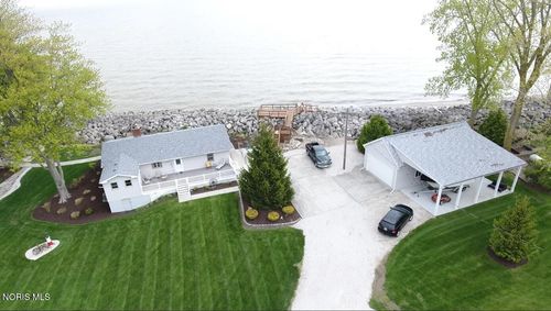 12205 Lagoon Dr, Curtice, OH, 43412-9470 | Card Image