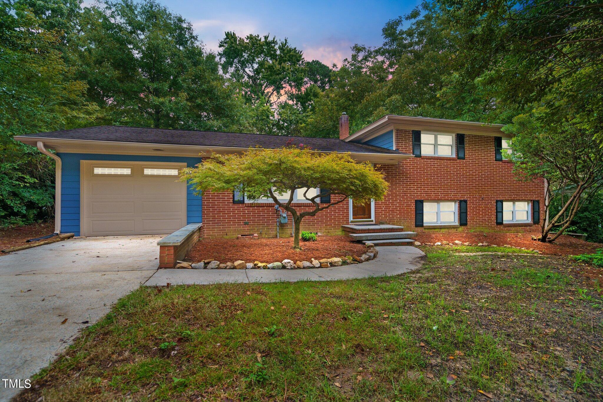 Ashburton Rd, Raleigh, NC 27606
