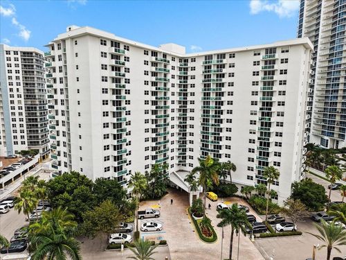 647-3001 S Ocean Dr, Hollywood, FL, 33019-2830 | Card Image