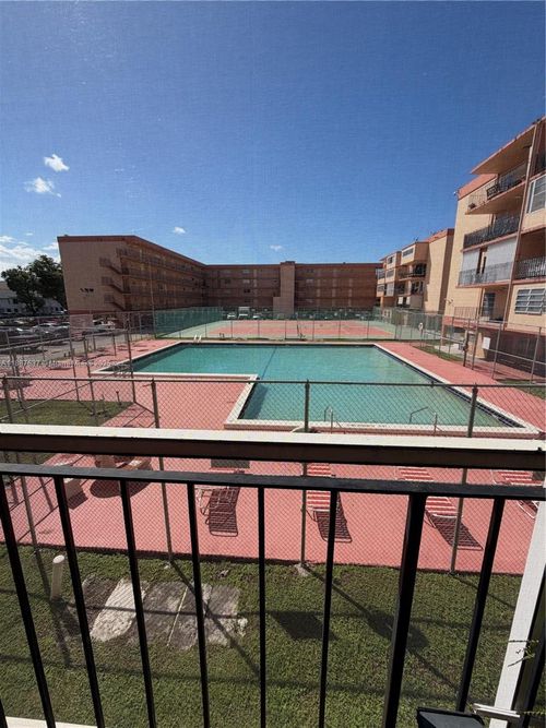 apt-3121-1810 W 56th St, Hialeah, FL, 33012-7315 | Card Image
