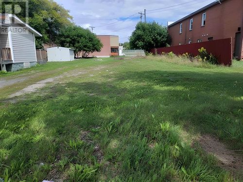 26 Wellington St W, Sault Ste. Marie, ON, P6A1H1 | Card Image