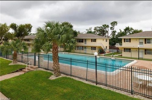 apt-l2-3325 Airport Rd N, NAPLES, FL, 34105-2850 | Card Image