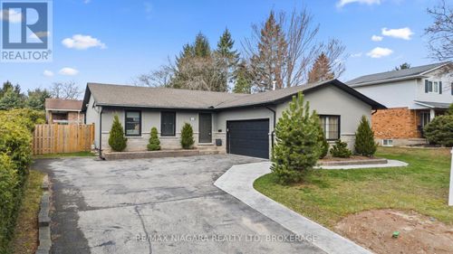 1164 Haist St, Welland, ON, L3B5N5 | Card Image