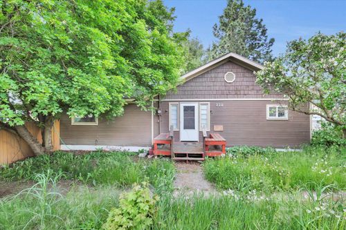228 W Poplar St, Tekoa, WA, 99033-9706 | Card Image
