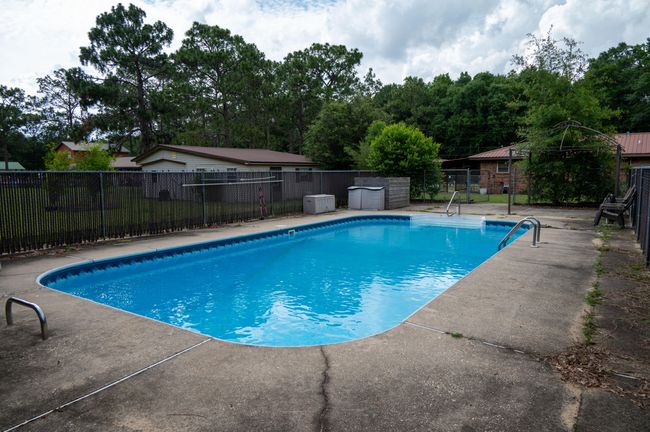 Pool | Image 5