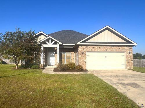 211 Ledford Way, Bonaire, GA, 31005-4914 | Card Image