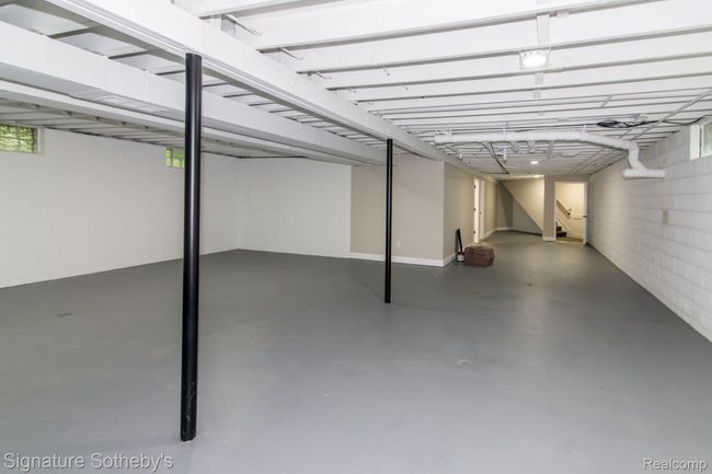 Clean, Dry Basement | Image 36