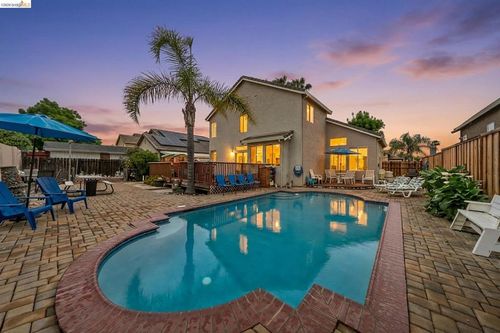 2218 Newport Ct, Discovery Bay, CA, 94505-1114 | Card Image