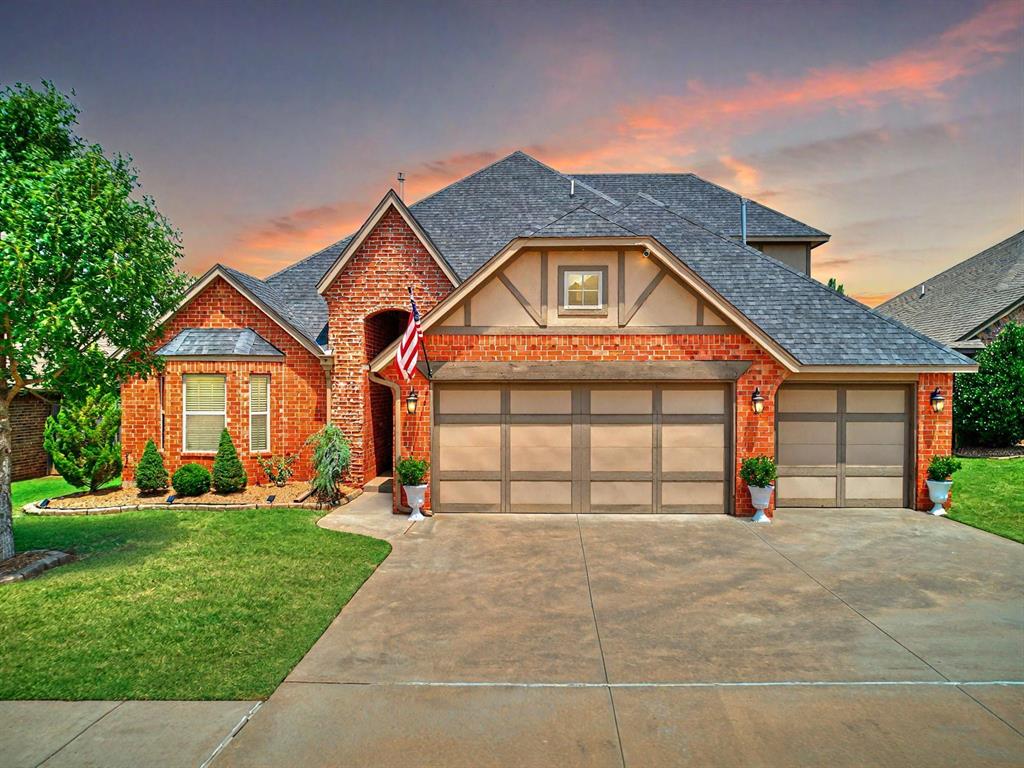 Haslemere Ln, Edmond, OK 73012