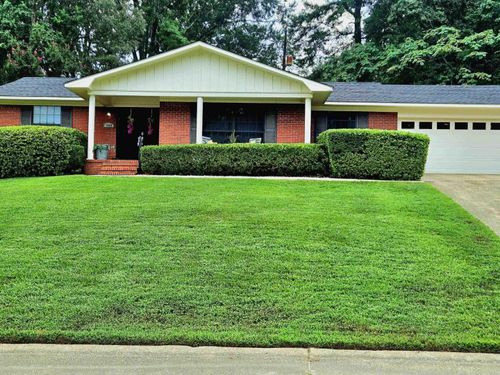 1605 W Cedar St, El Dorado, AR, 71730-5379 | Card Image