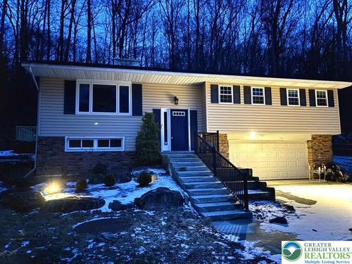 6711 Powder Valley Rd, Zionsville, PA, 18092-2231 | Card Image