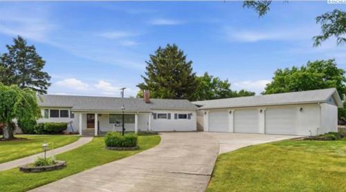 4309 W Okanogan Avenue, Kennewick, WA, 99336 | Card Image