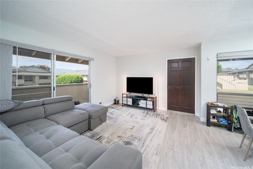 p8-94-1159 Mopua Loop, Waipahu, HI, 96797-4187 | Card Image