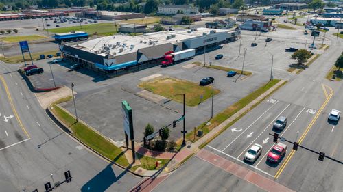 901 W Main St, Jacksonville, AR, 72076-4025 | Card Image