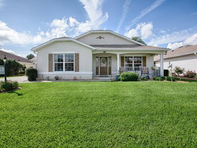 4735 Summerbridge Circle, House other with 3 bedrooms, 2 bathrooms and null parking in Leesburg FL | Image 1