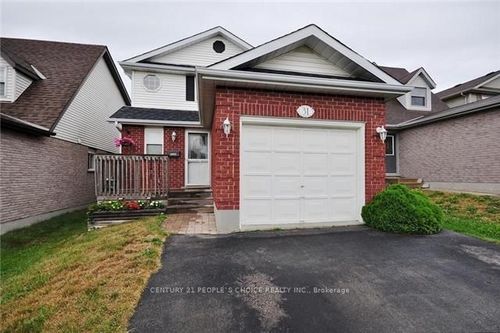 31 Moss Pl, Guelph, ON, N1G4V2 | Card Image