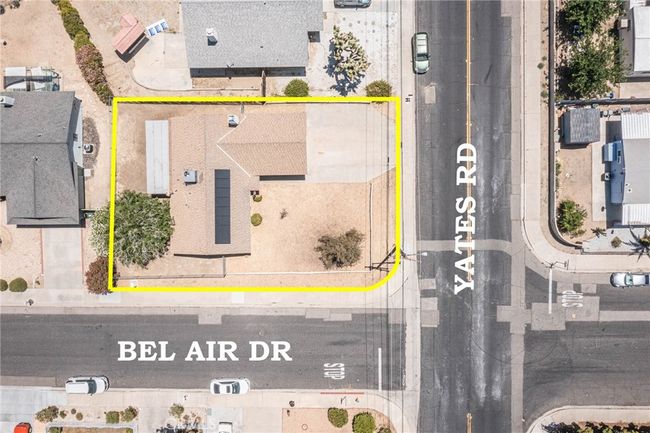 15660 Yates Rd, House other with 3 bedrooms, 2 bathrooms and 2 parking in Victorville CA | Image 34